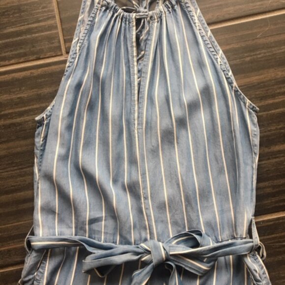 FATE  tencel blue/white striped jumpsuit with tie up halter neck size small - Picture 8 of 13